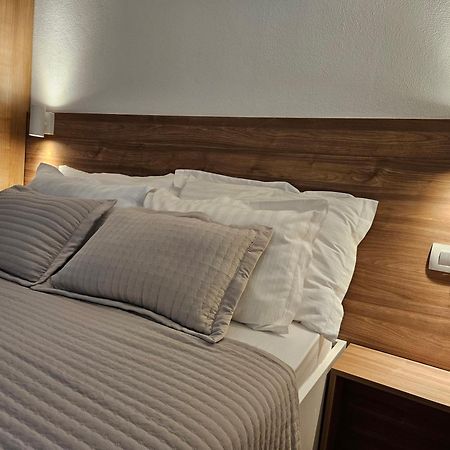 Cozy Designed & Sea View Apartment Sulye, Zaboric Sibenik Bagian luar foto